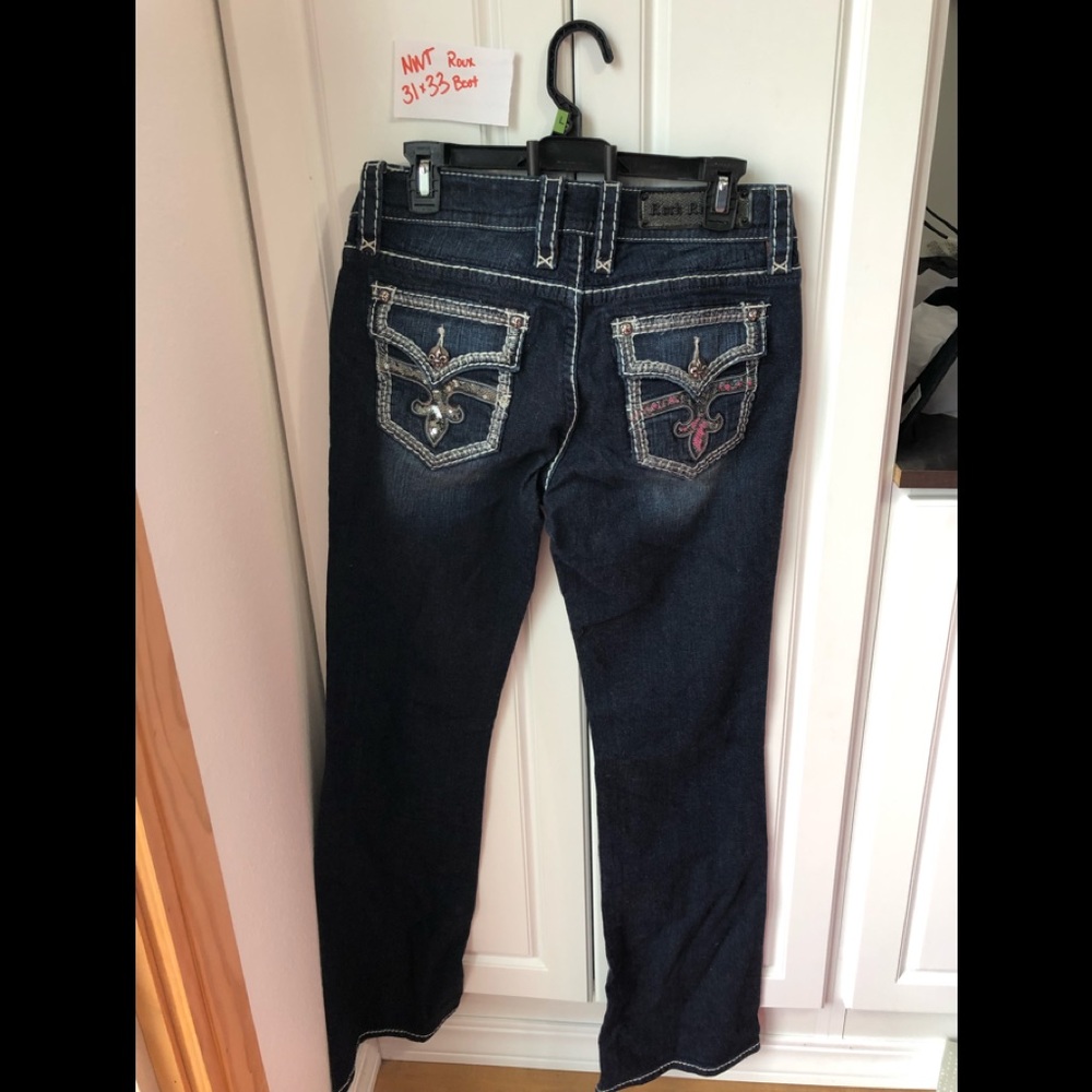 Nwt Rock Revivals women’s Roux boot bling jeans 31